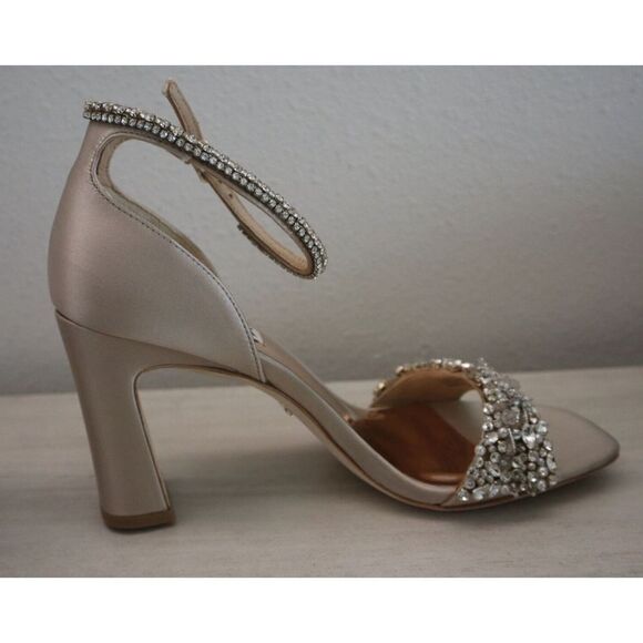 Badgley Mischka MP6312 Sz 6.5 Soft Blush Tasmine Embellished Block Heels $245 - Picture 6 of 12
